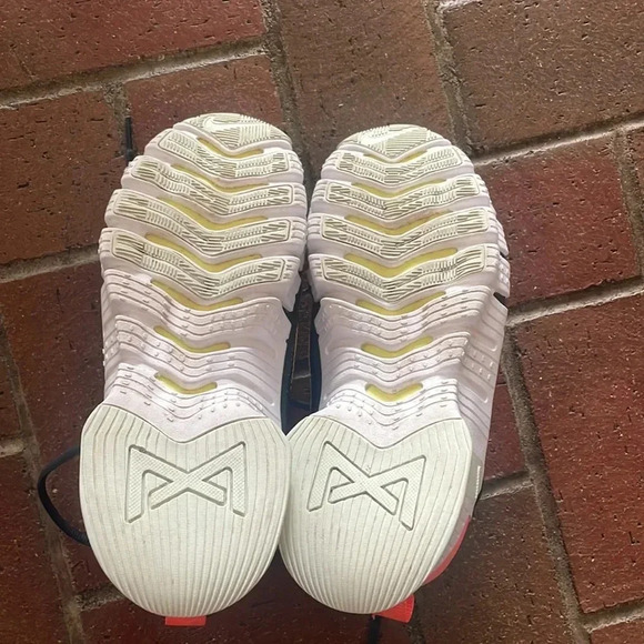 Nike Navy Metcons 10.5‎ - Picture 3 of 7